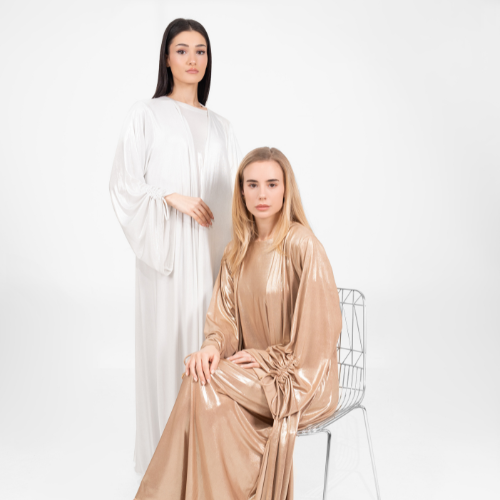 Modest Fashion: Mastering the Art of Color Clashes
